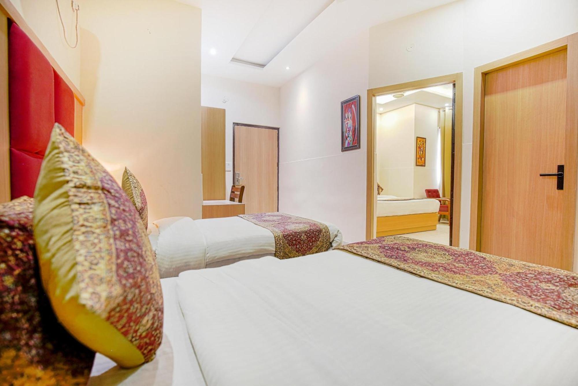 Hotel Ricky By Sahibs Group Amritsar Exterior photo
